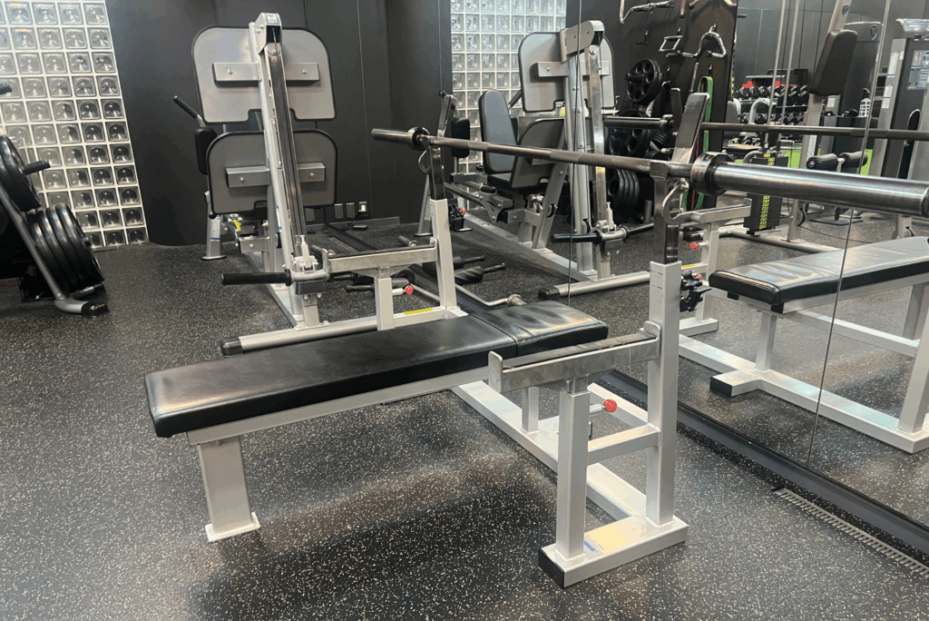 代々木公園のパーソナルトレーニングジム「Dee GYM」