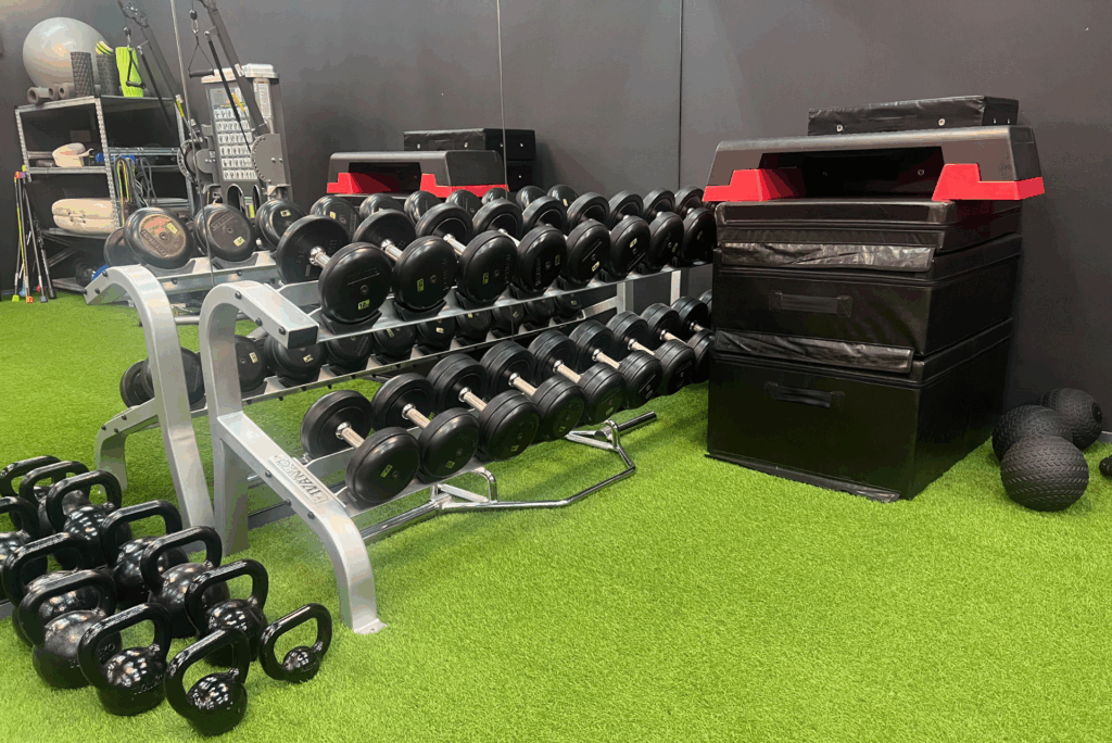 代々木公園のパーソナルトレーニングジム「Dee GYM」