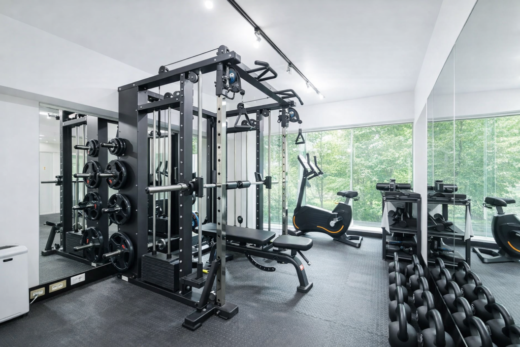 Dee GYM 明大前店の公式店舗ページ掲載トレーニングスペース