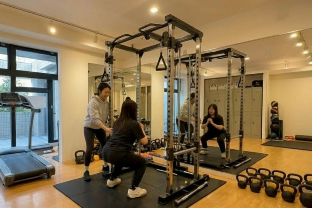 表参道のパーソナルジム「DeeGYM 表参道店」
